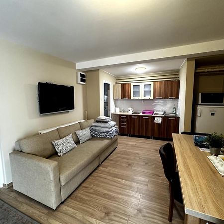 City Apartman Nyiregyhaza Bagian luar foto