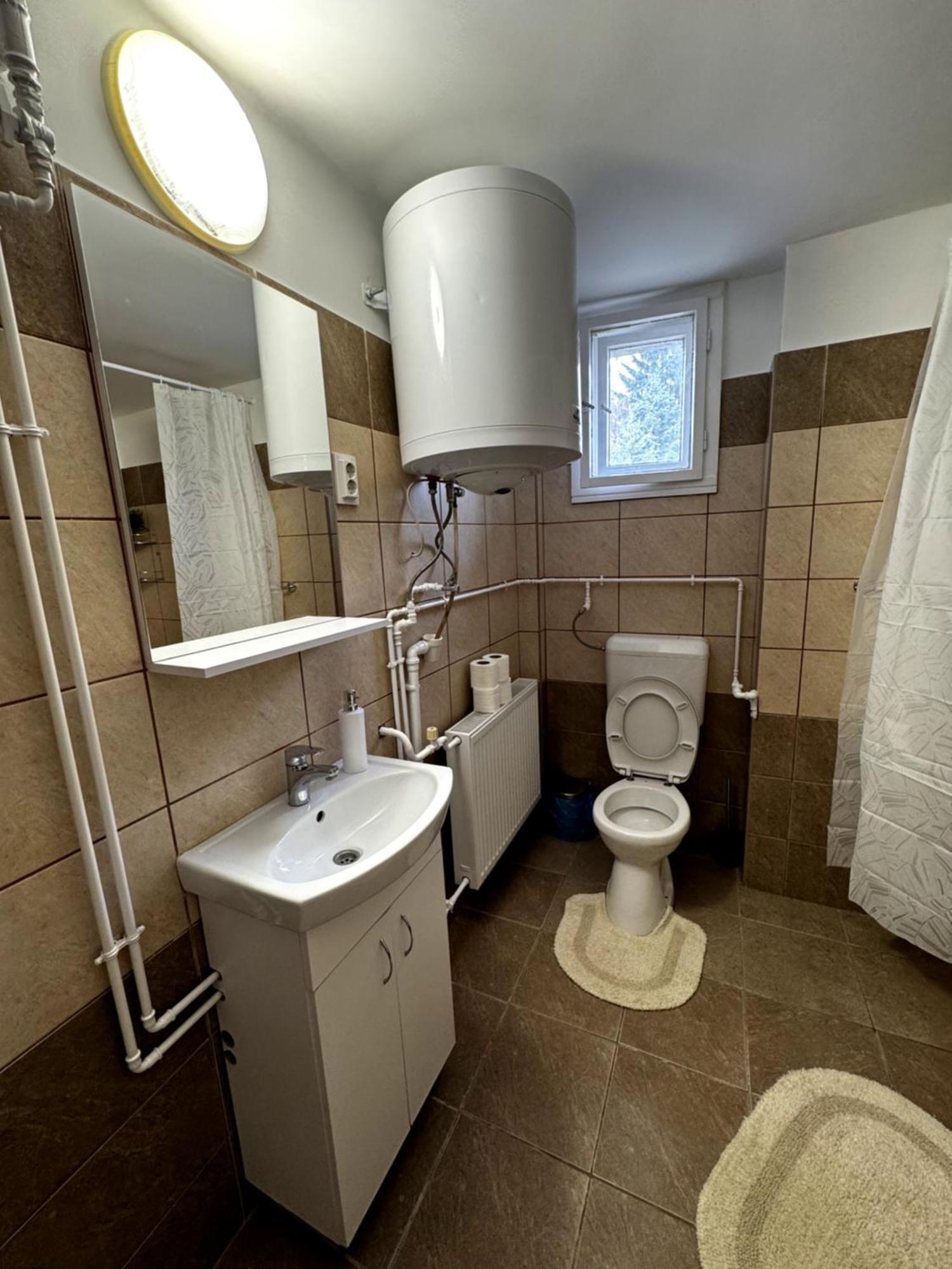 City Apartman Nyiregyhaza Bagian luar foto